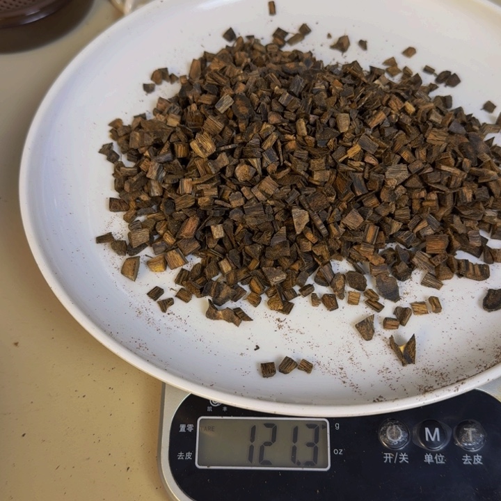 自***走沉香沉香碎屑千里香高油醇化小米粒121克