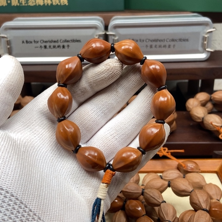 瓷***家橄榄核手串1622三面佛