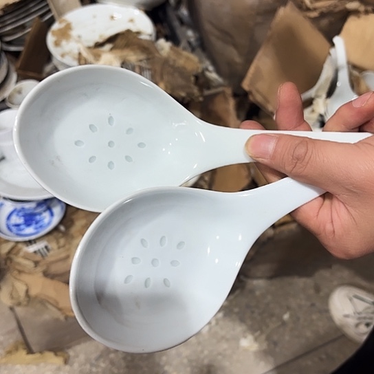 杯微瑕景德镇陶瓷艺术品