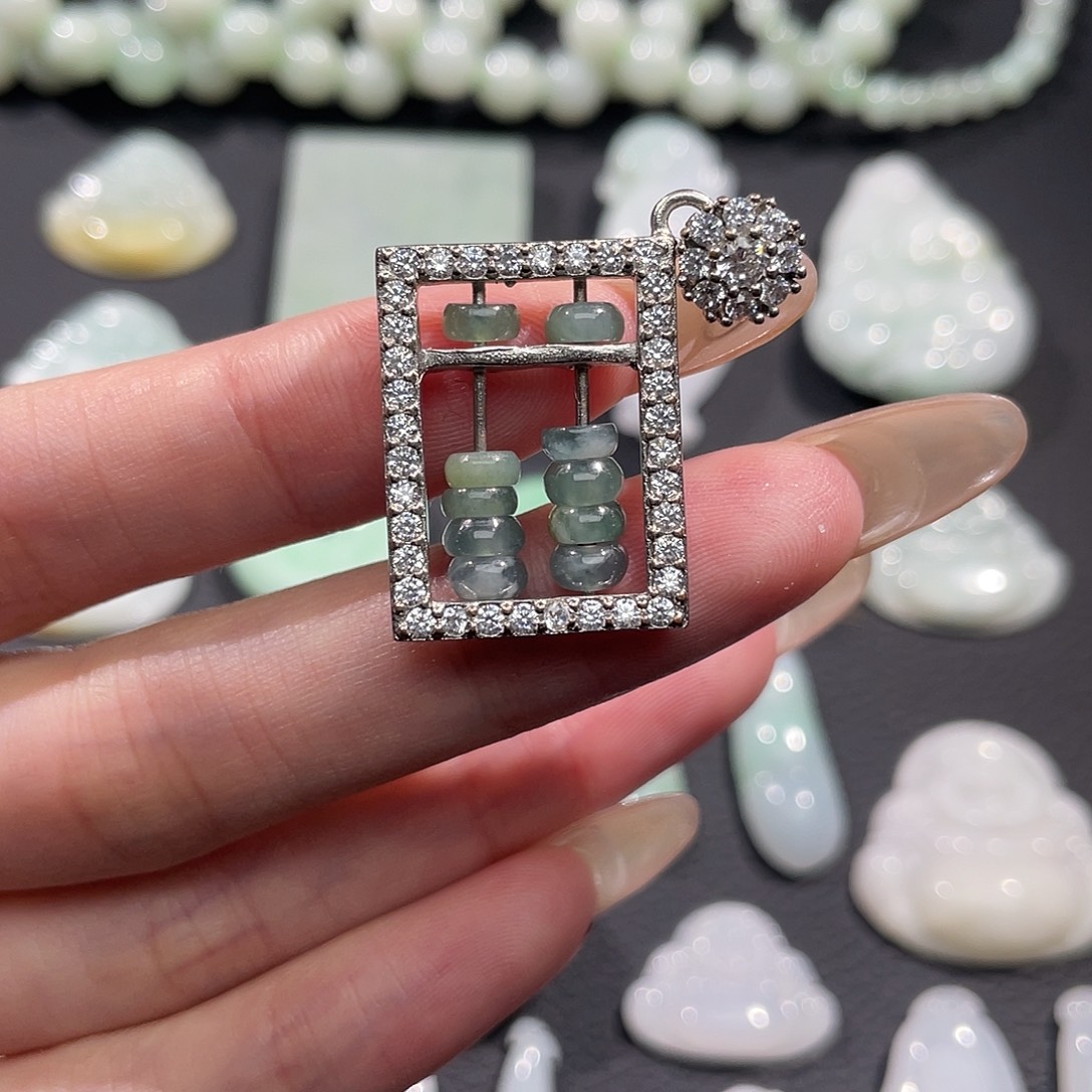 翡翠未镶嵌吊坠(不含链)