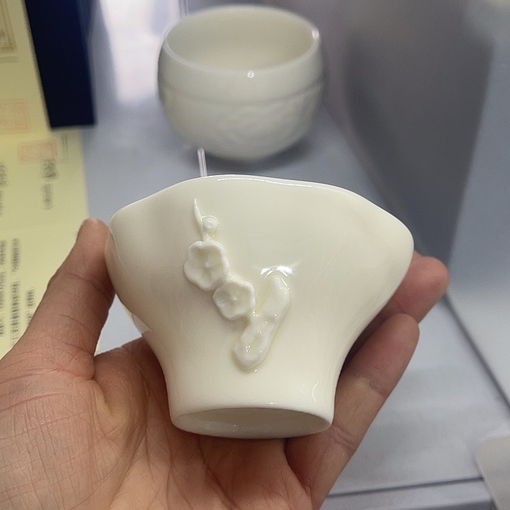 福利待遇多多哦哦哦