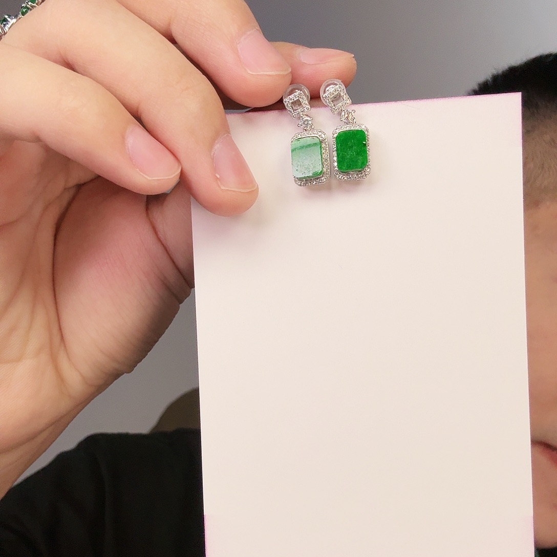 翡翠颈饰银S925镶嵌一对