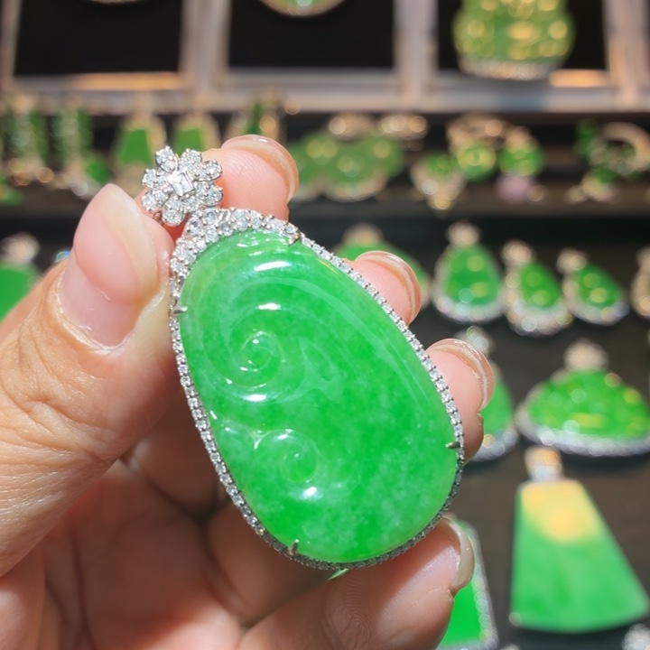 翡翠18K金镶嵌吊坠(不含链)翡翠