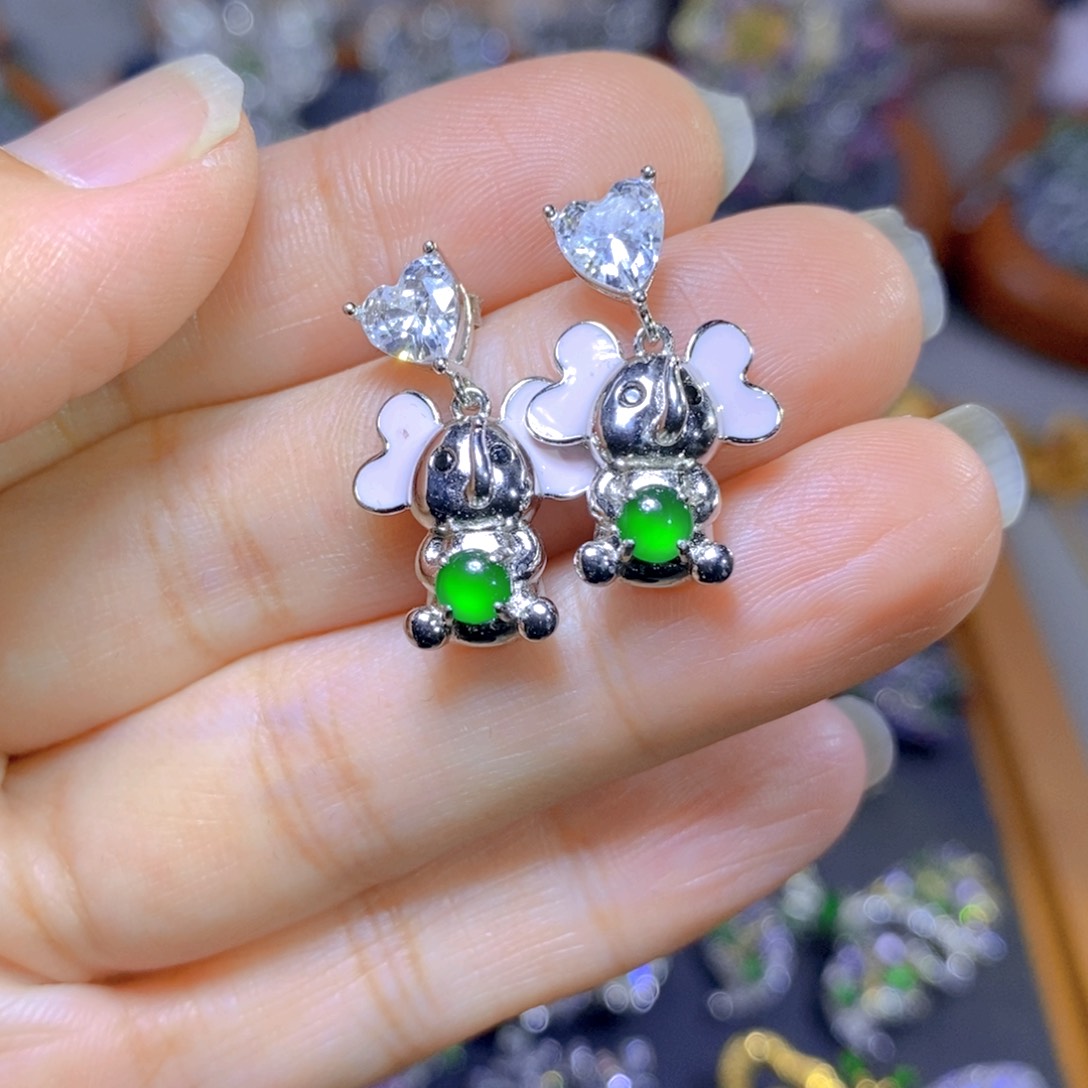 翡翠颈饰银S925镶嵌天然翡翠