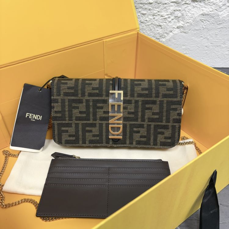 99新/芬迪/单肩包/C8878438175/[251204LLYC]