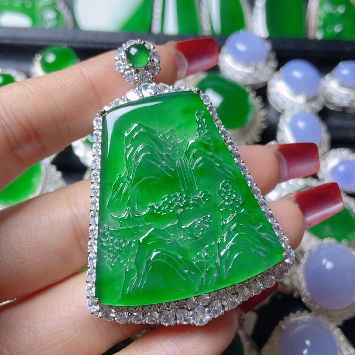 翡翠颈饰银S925镶嵌金**          