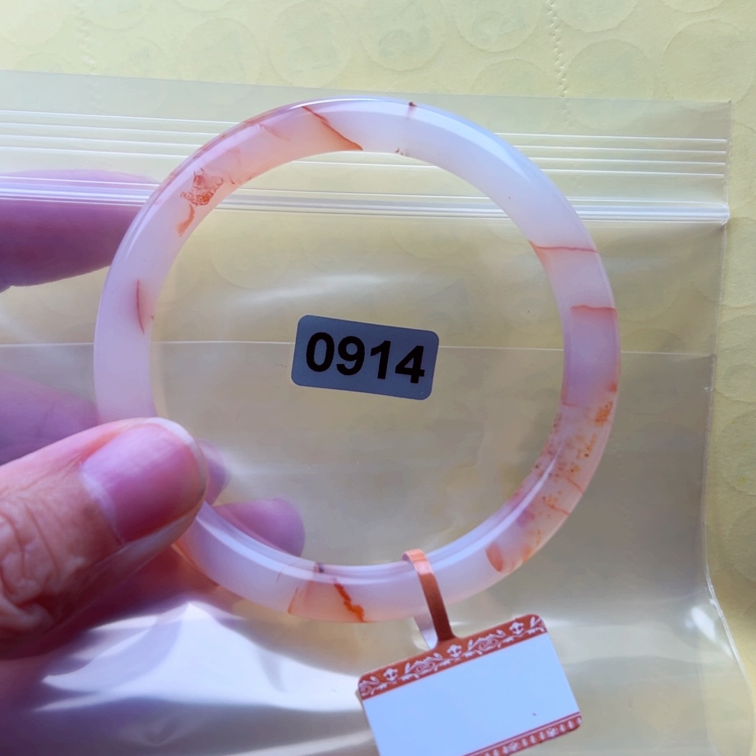 玛瑙/玉髓手镯未镶嵌只*