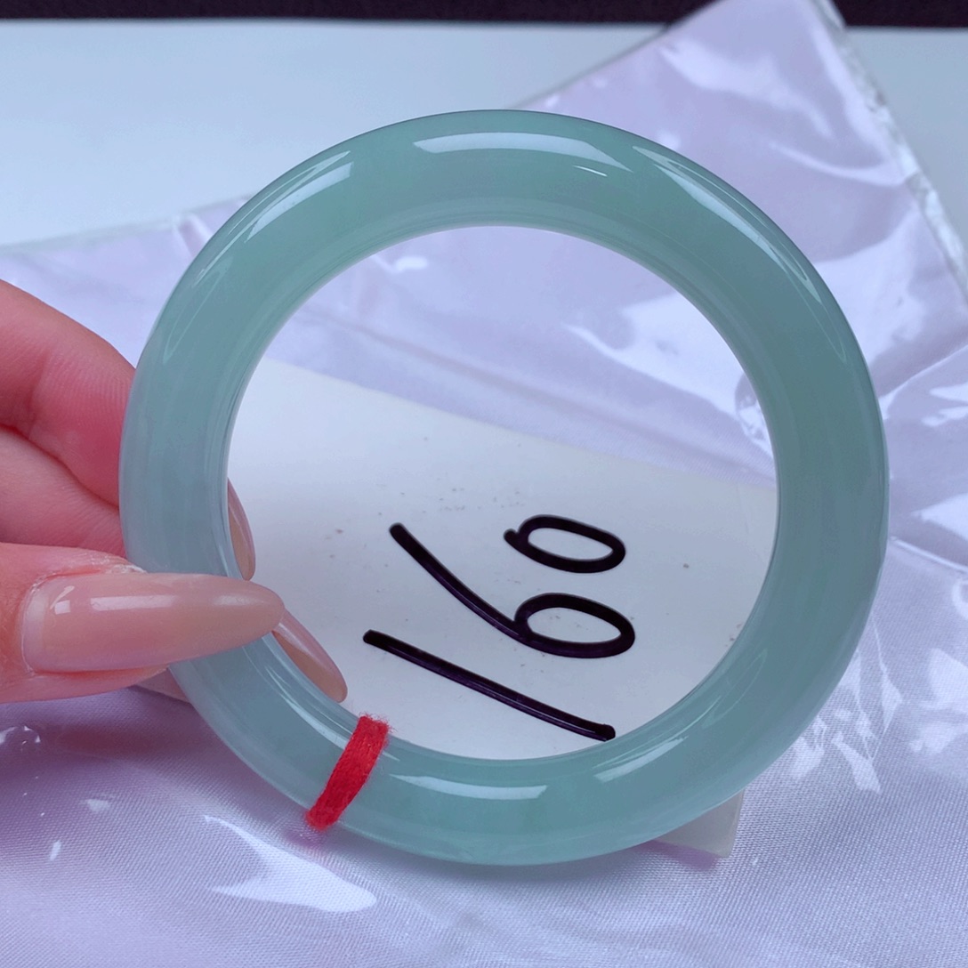 翡翠手镯未镶嵌翡翠56