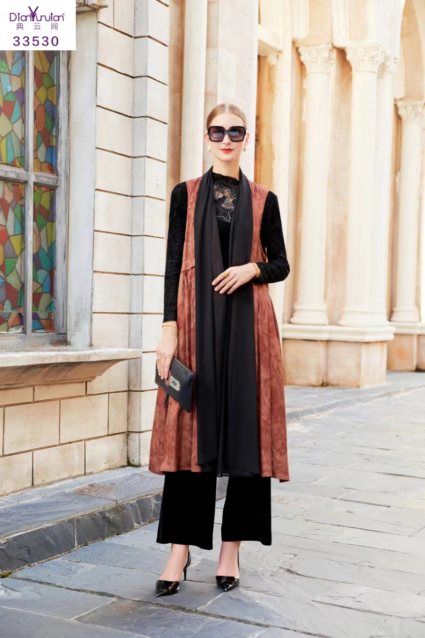 2025春季时尚潮流女装