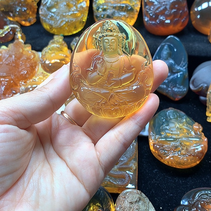 琥珀未镶嵌裸石蓝珀净水观音吊坠