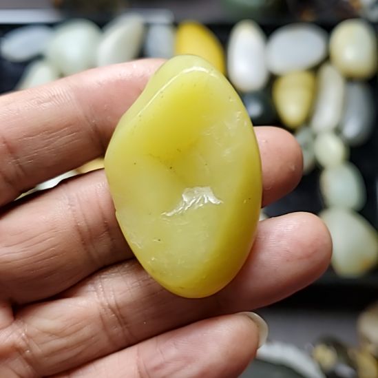 嘿***嘿和田玉未镶嵌把件