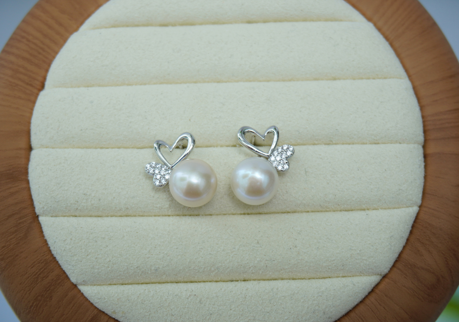 925银耳饰 s925银配件+8-9mm暖白珠珠时尚百搭款耳饰