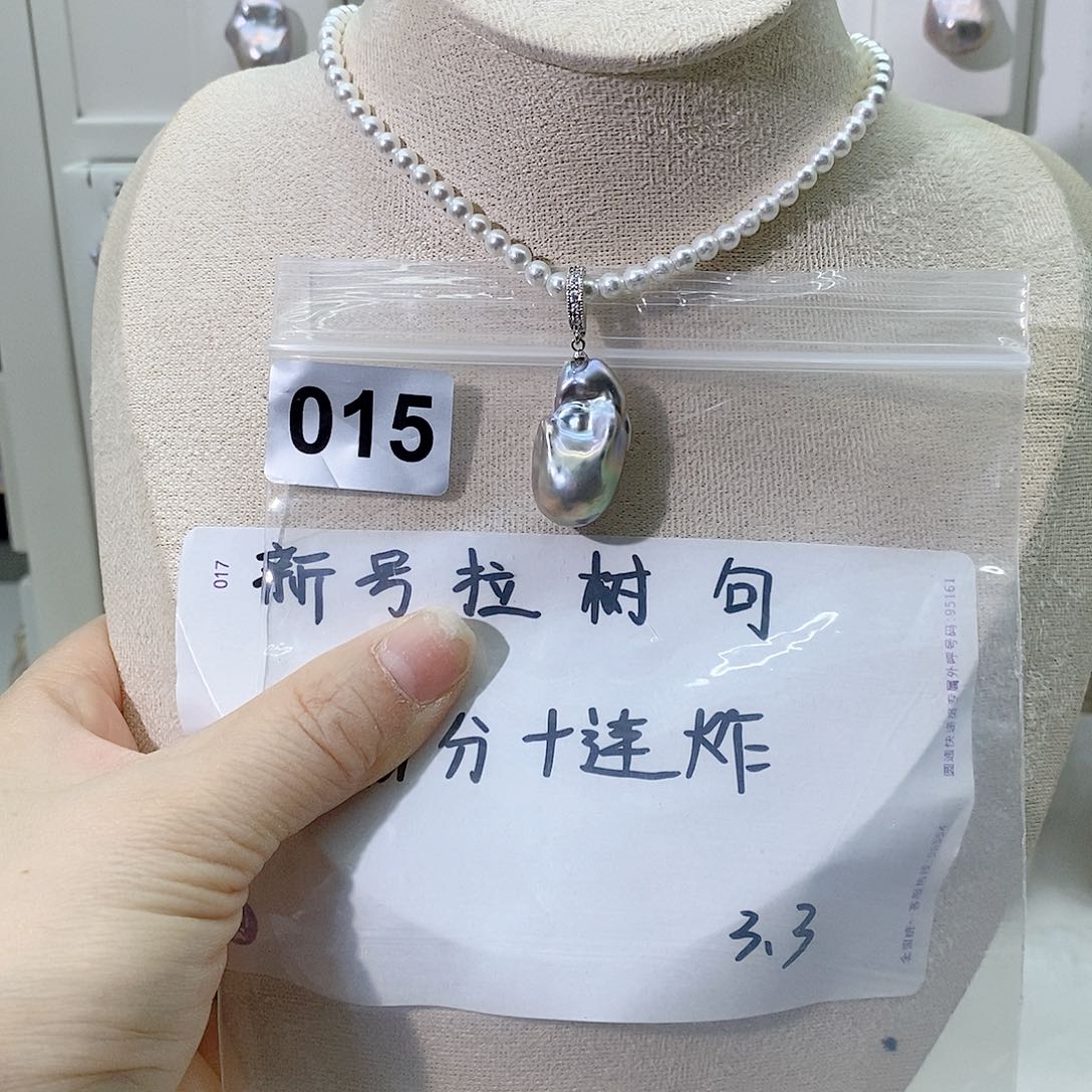 淡水珍珠颈饰合金
