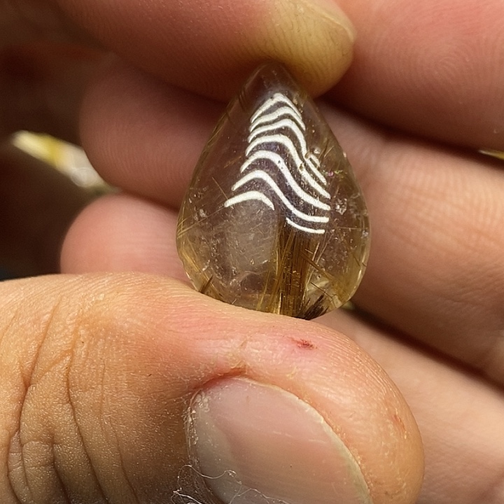 水晶未镶嵌珠宝半成品