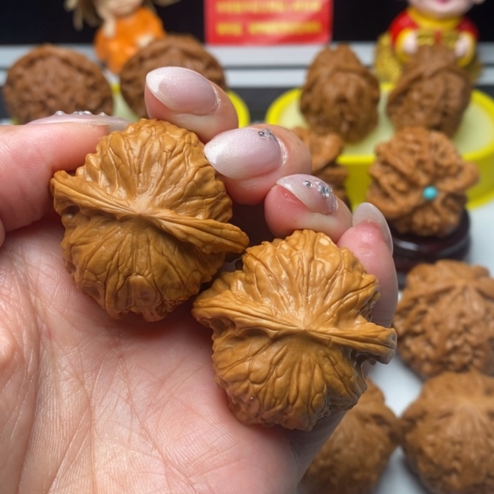 核桃文玩核桃野狼