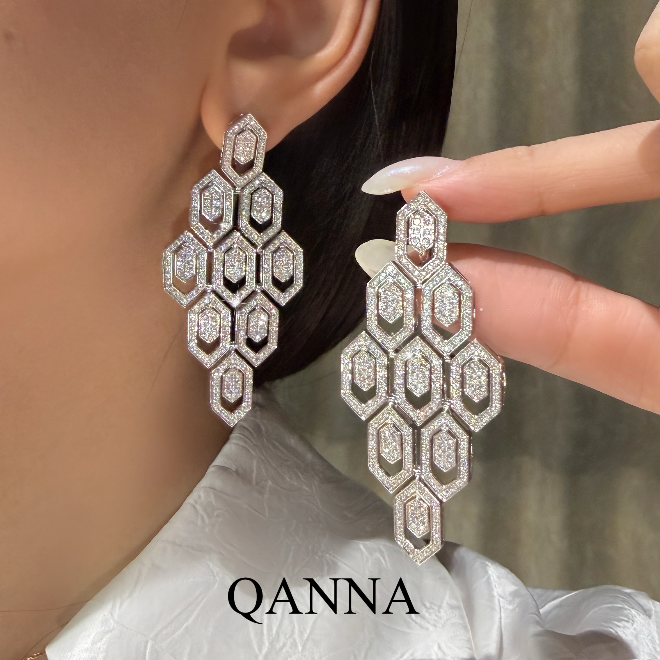 QANNA【超大号蜂巢】【设计款 重金版】奢华晚宴款时尚经典钻石耳扣AY