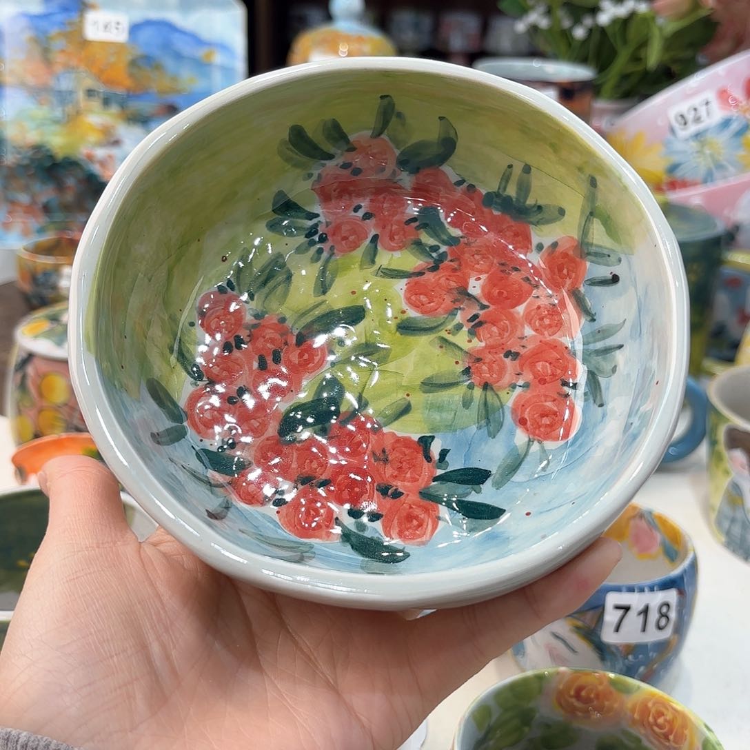 瓷片兔兔好可爱呀打