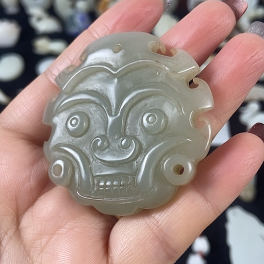 和田玉（糖玉）未镶嵌挂件