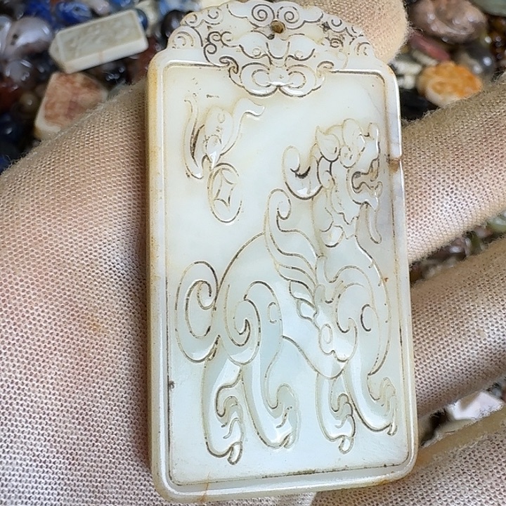 和田玉未镶嵌挂件