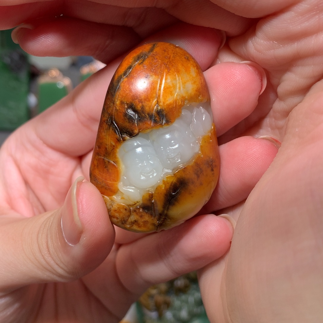 和田玉吊坠未镶嵌