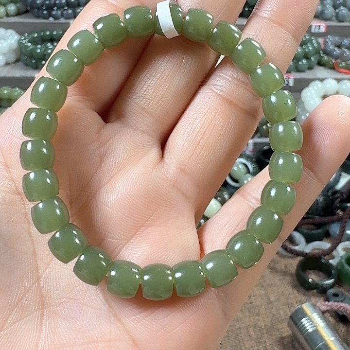 和田玉手链未镶嵌新疆若羌青黄口料直切卡8