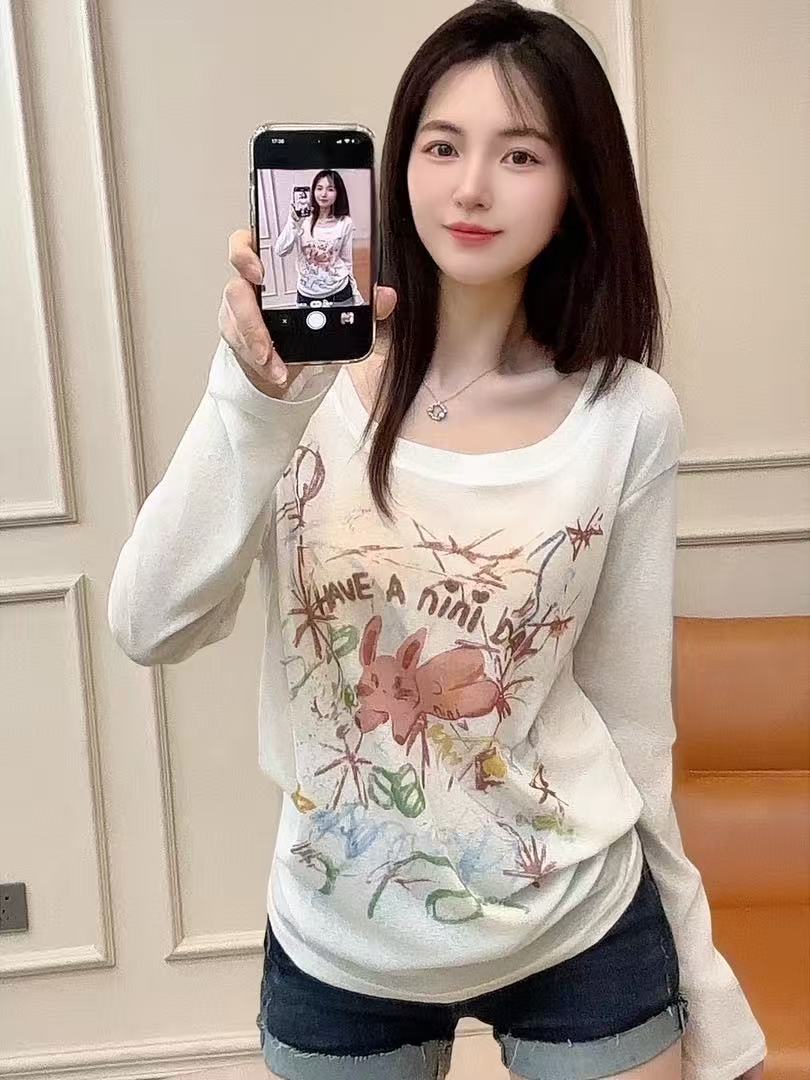 【丽姐宠粉】夏季新款涂鸦慵懒风印花宽松长袖薄款微透防晒罩衫S68