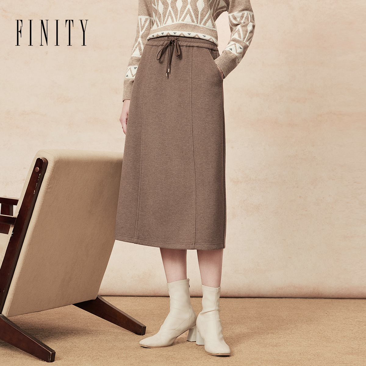 FINITY 【天然真丝】半身裙25年冬季新款简约深咖色半裙 F21Y9A17Q2