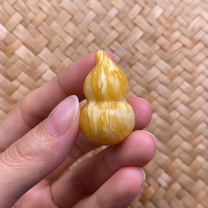 蜜蜡未镶嵌裸石蜜蜡M