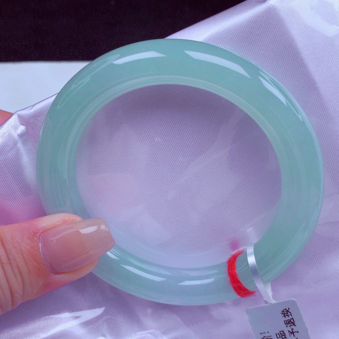 翡翠未镶嵌手镯手镯