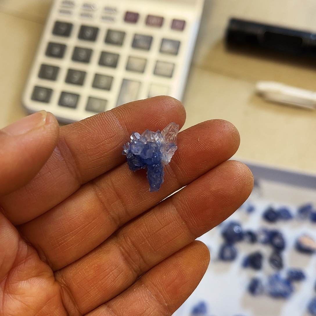 @***憨水晶未镶嵌珠宝半成品