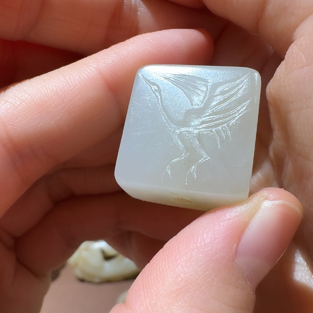 c***r和田玉未镶嵌颈饰