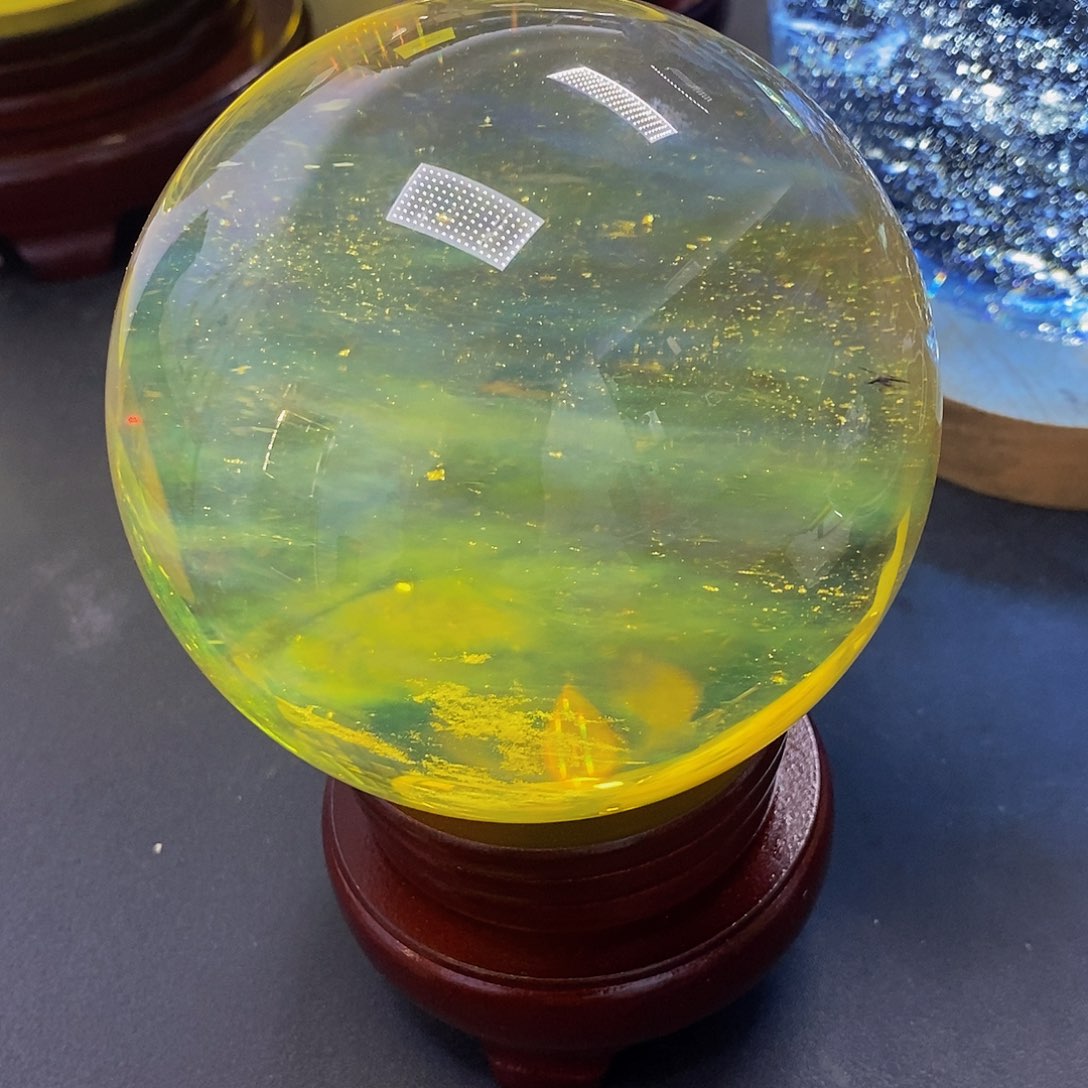 青***桐石材9.8厘米黄水摆件