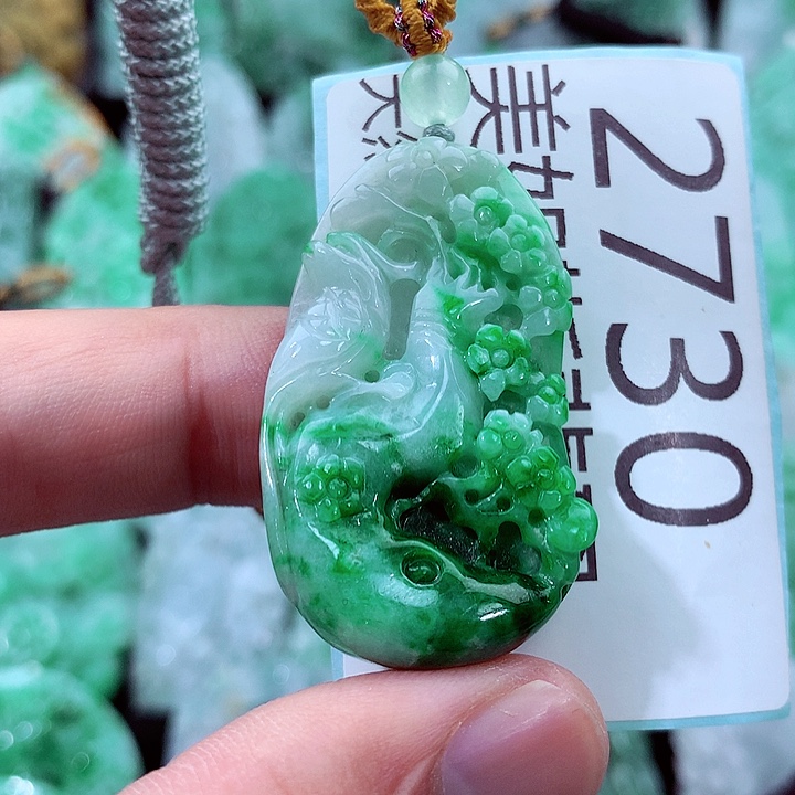 翡翠未镶嵌吊坠(不含链)