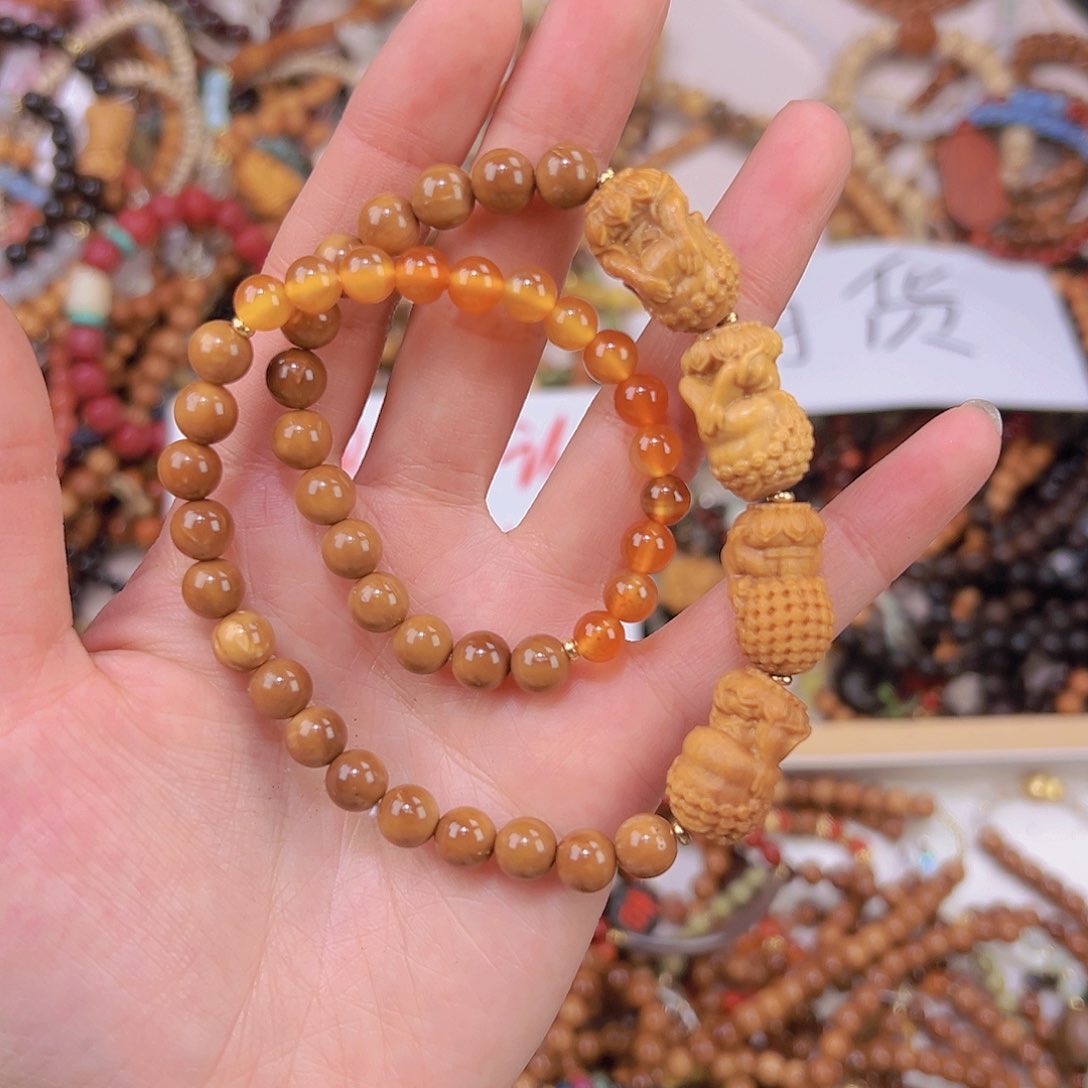 白玉菩提吊坠菩提