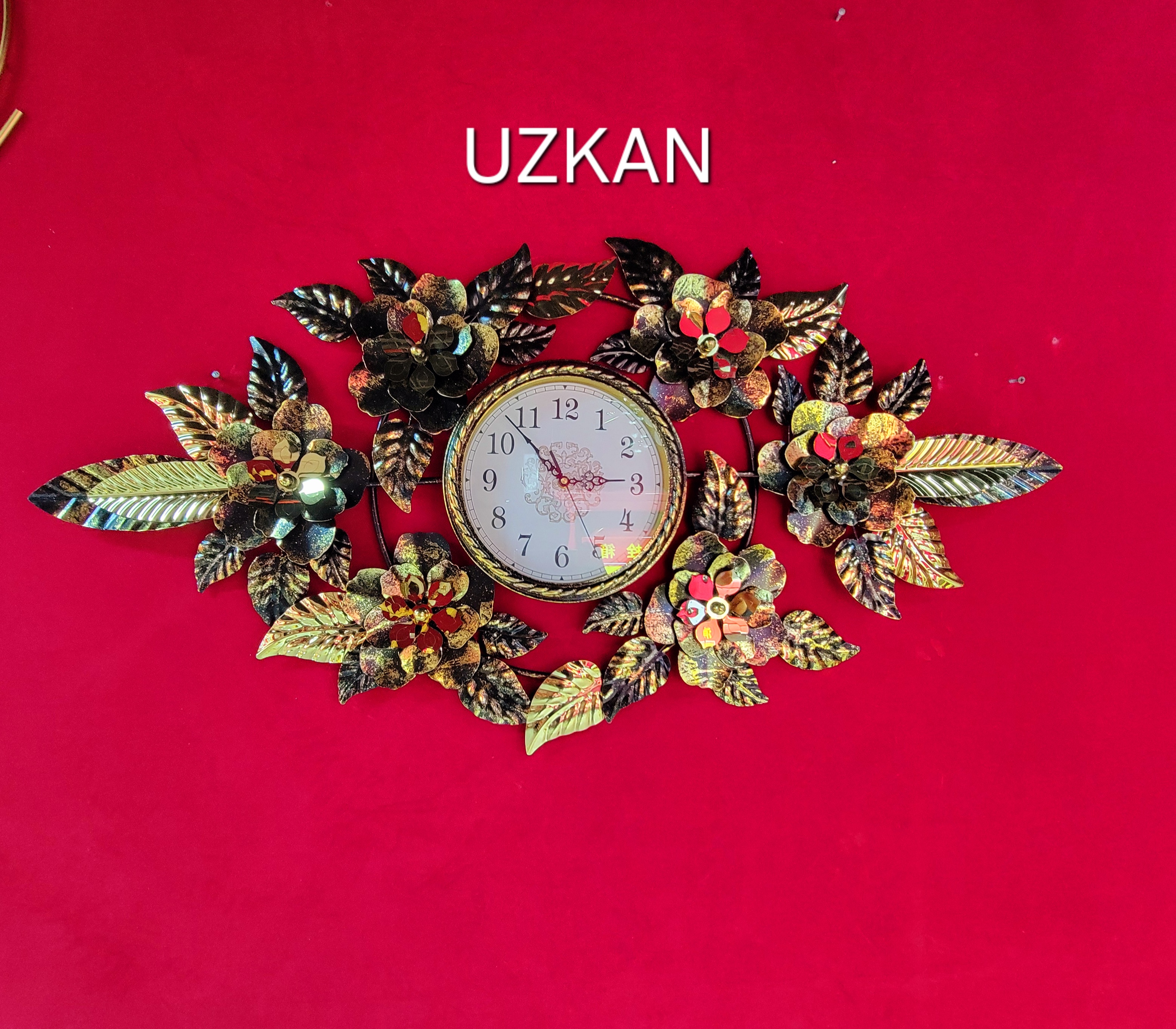 （新疆包邮）UZKAN 轻奢复古客厅背景墙壁饰挂钟