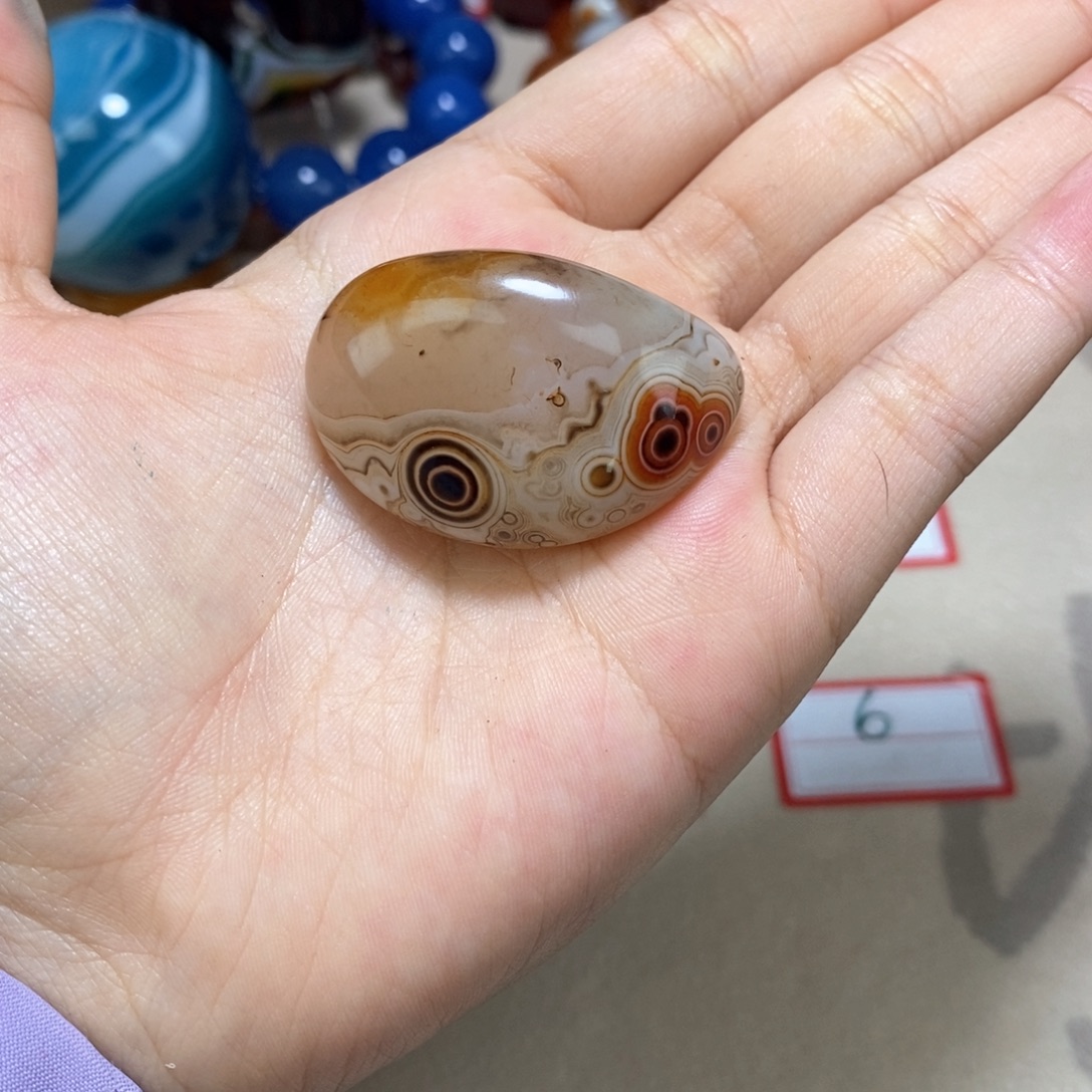 玛瑙/玉髓未镶嵌珠宝奇石