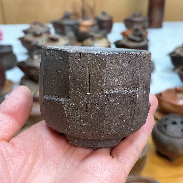 壶中居靖的主人杯