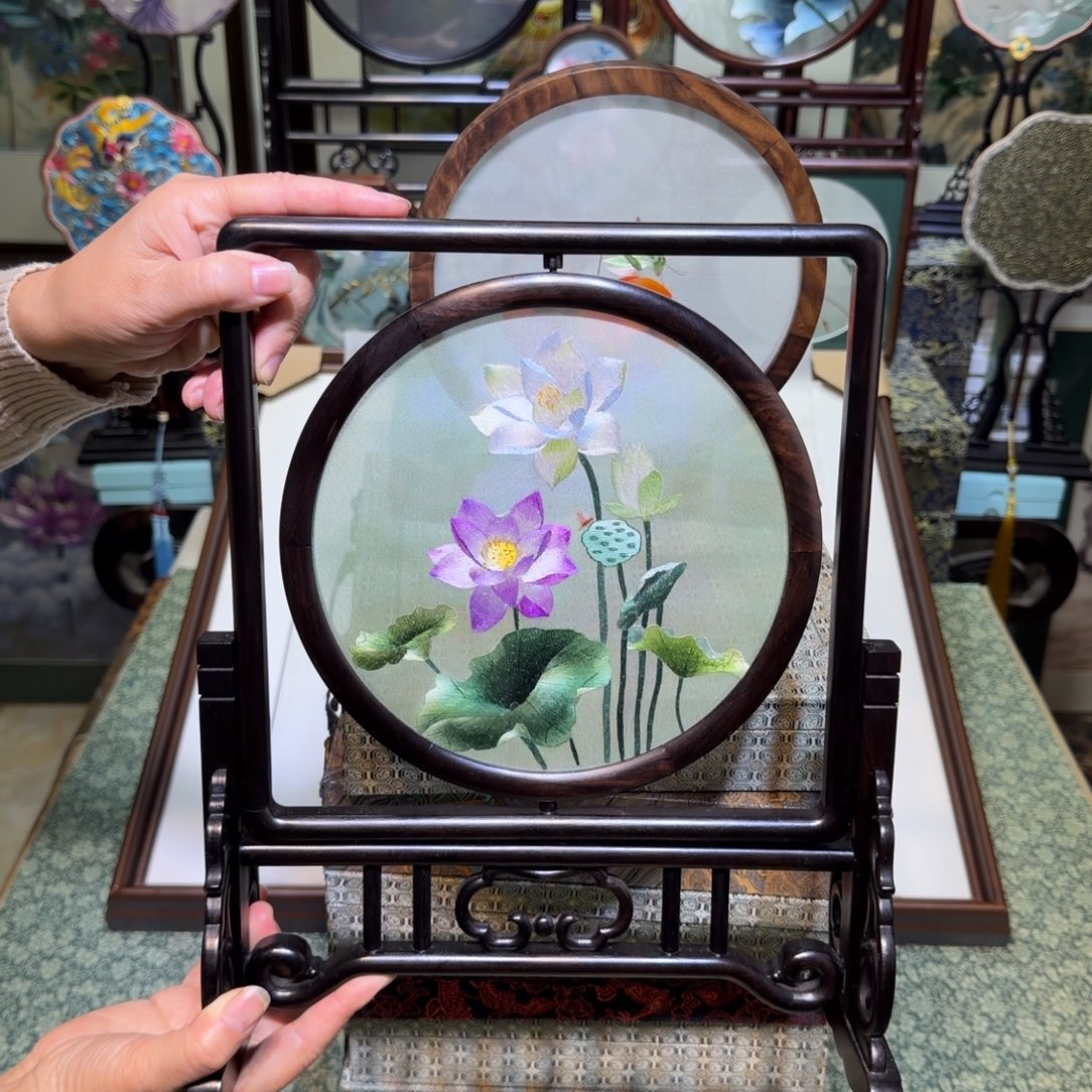 刺绣手工苏绣工艺异色精品