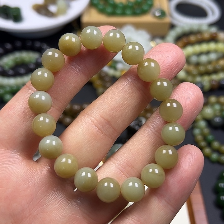 和田玉未镶嵌手链