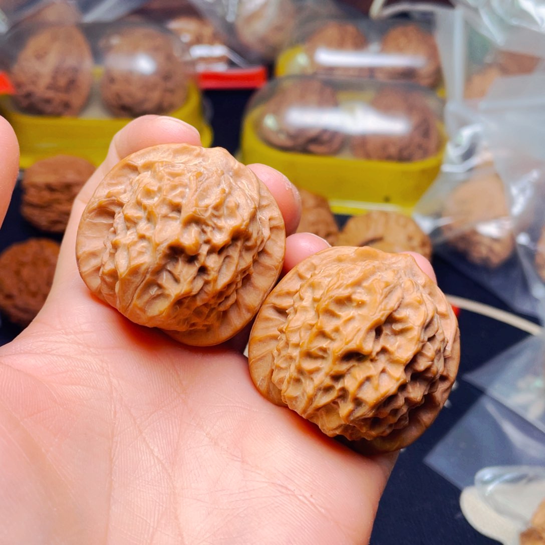 吊坠文玩核桃瓷娃娃