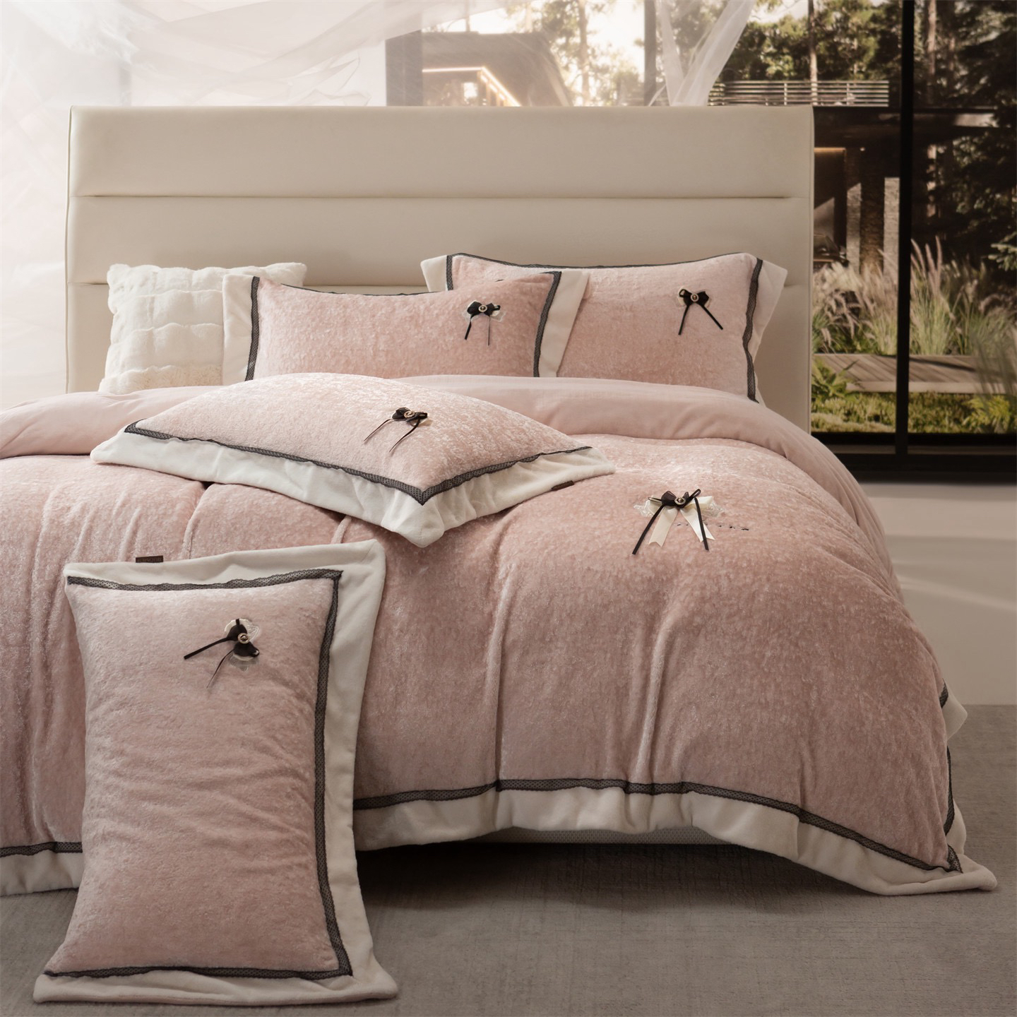 【千金风小美貂】冬季高克重小美貂裸感绒加厚保暖刺绣四件套轻奢风