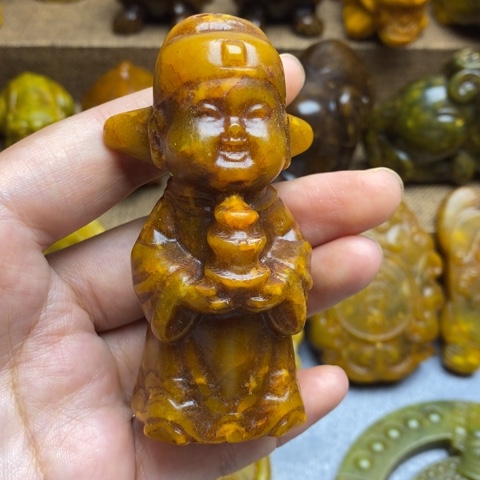 未镶嵌蛇纹石玉颈饰56