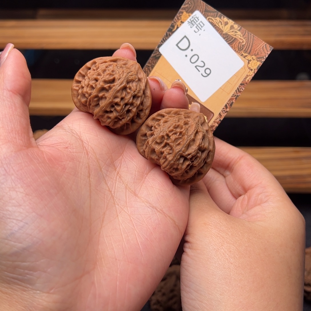 核桃d029宫灯3.9全品