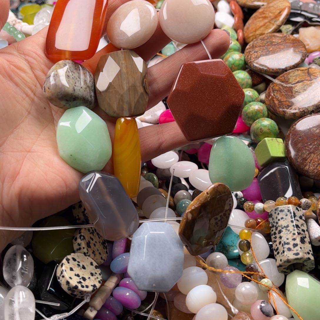 石英质玉珠宝奇石未镶嵌图