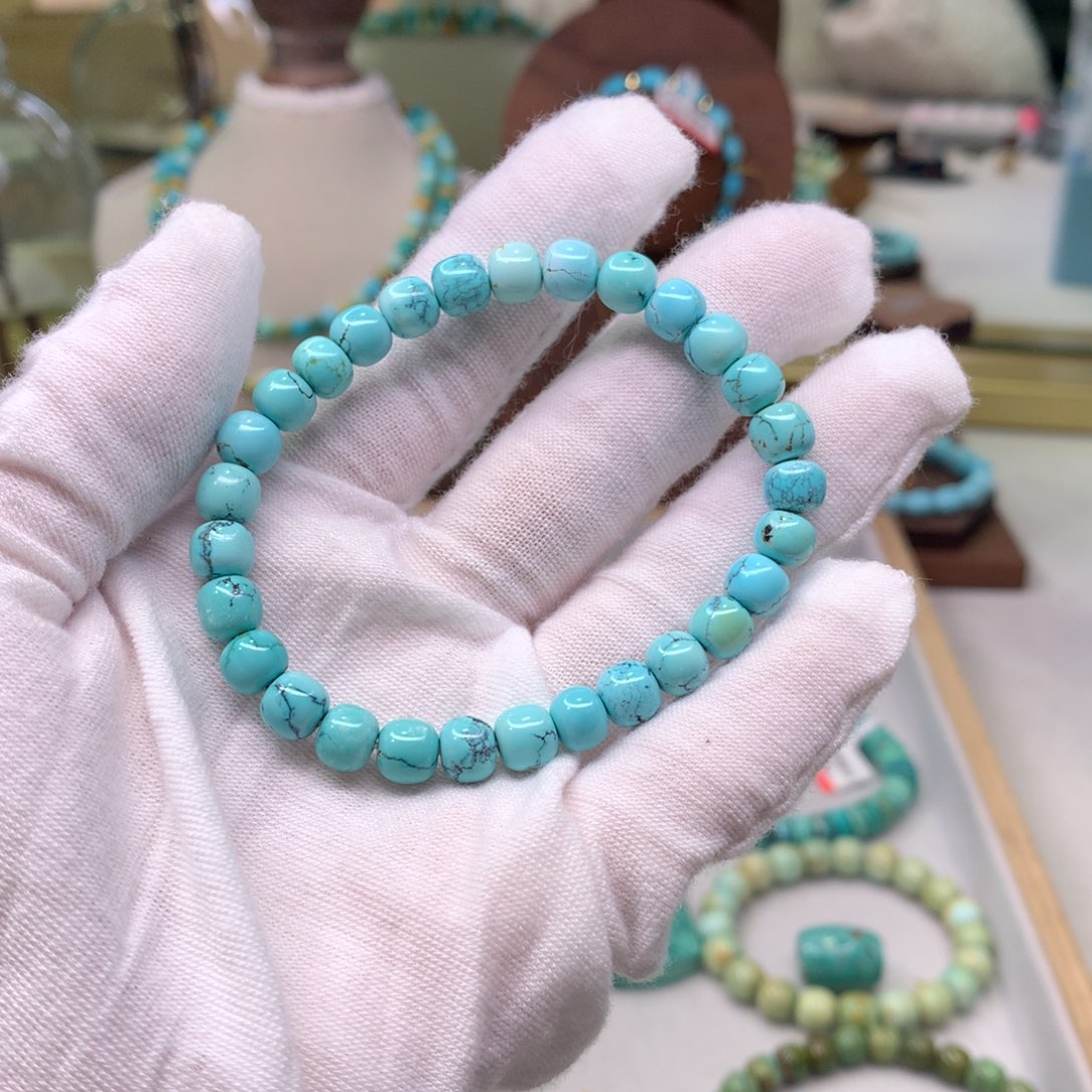 绿松石配饰未镶嵌钦**村