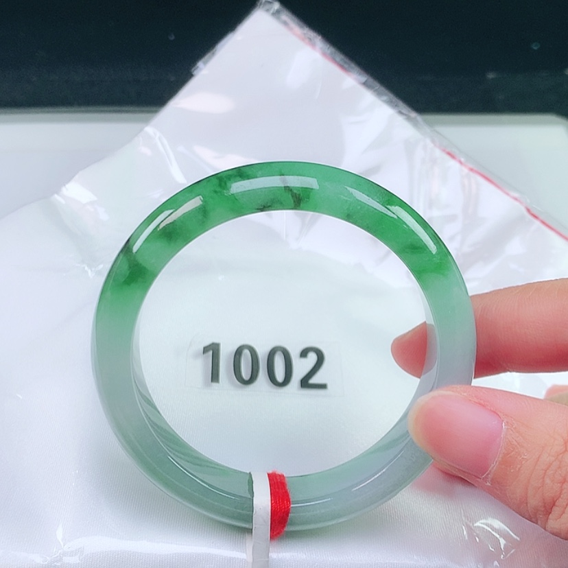 【闪购商品】未镶嵌手镯翡翠
