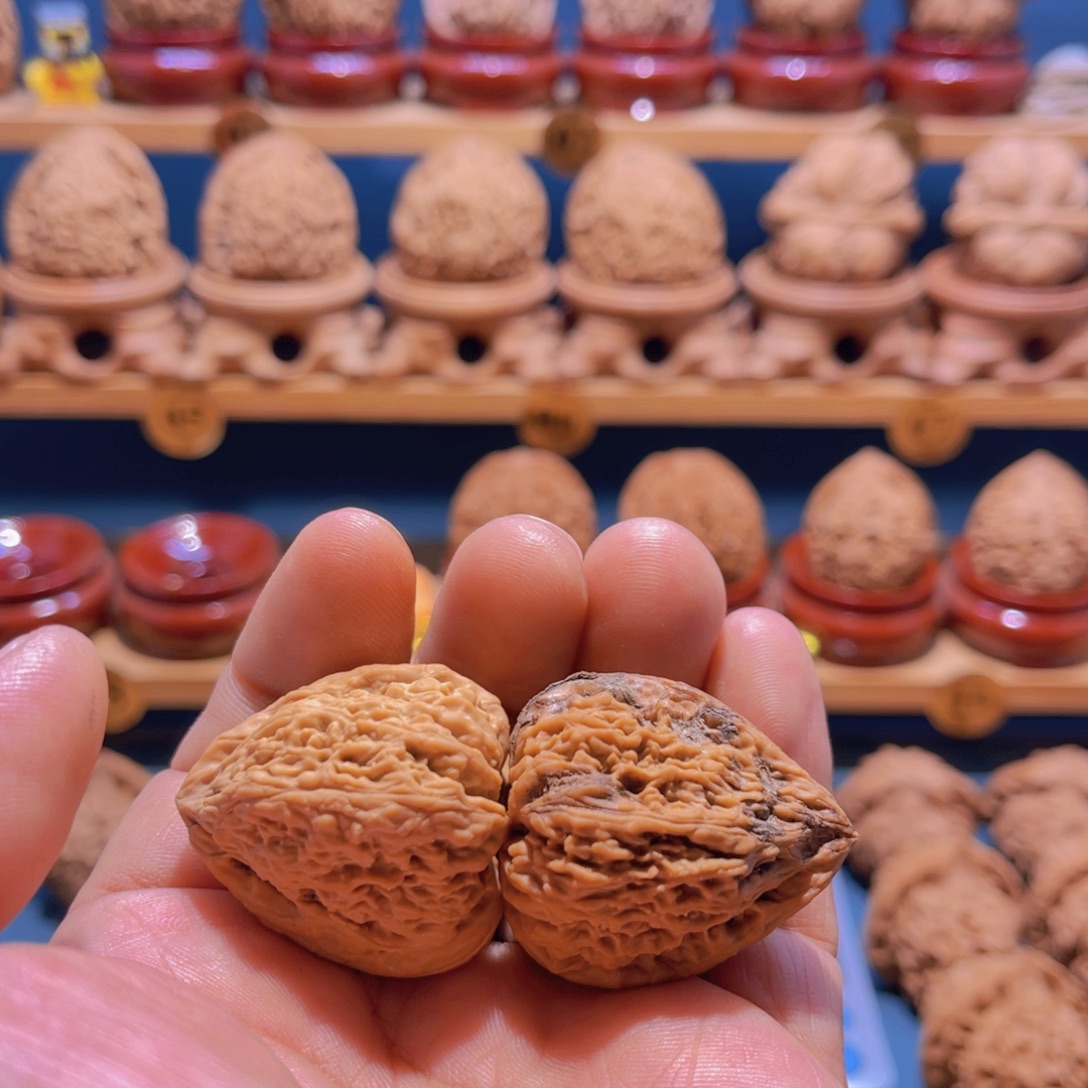 用***3吊坠文玩核桃涿鹿南疆手捻