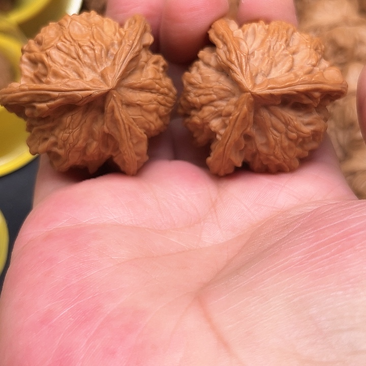 文玩核桃吊坠我想要