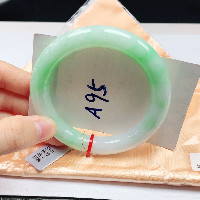 【闪购商品】翡翠手镯（圆镯）未镶嵌天然缅甸a货手镯55+