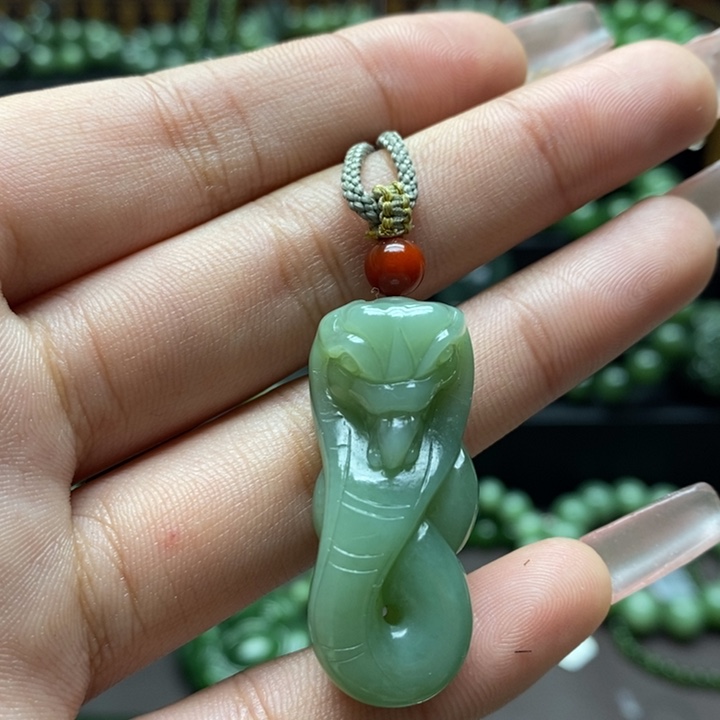 和田玉吊坠未镶嵌